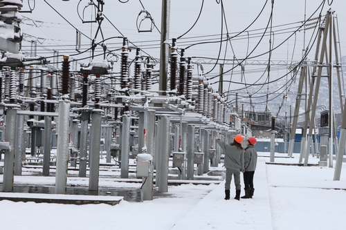 大雪供電