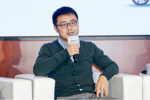 【新聞稿】產(chǎn)學(xué)研媒共話商業(yè)化圖景 上汽享道Robotaxi圓桌派擁抱未來新出行1506