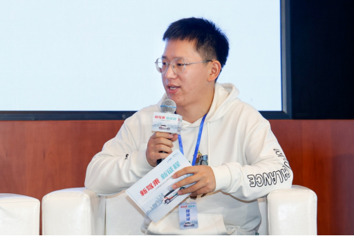 【新聞稿】產(chǎn)學(xué)研媒共話商業(yè)化圖景 上汽享道Robotaxi圓桌派擁抱未來新出行1875