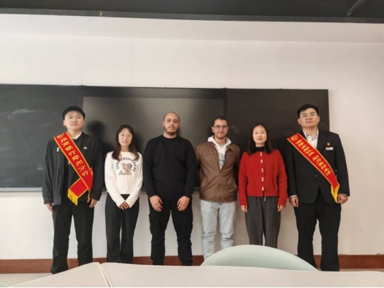 1_1_保障金融權(quán)益 助力美好生活 315招商銀行鄭州分行進(jìn)校園主題活動1344