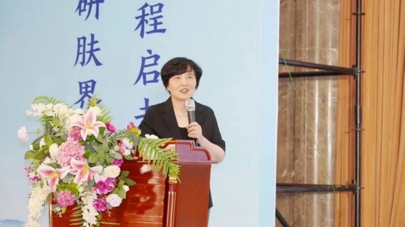 河南京城皮膚中醫(yī)院第十二屆皮膚病專家學(xué)術(shù)研討會(huì)新聞稿1108